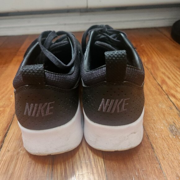 Black Nike Air Max Leather Sneaker - Picture 3 of 3